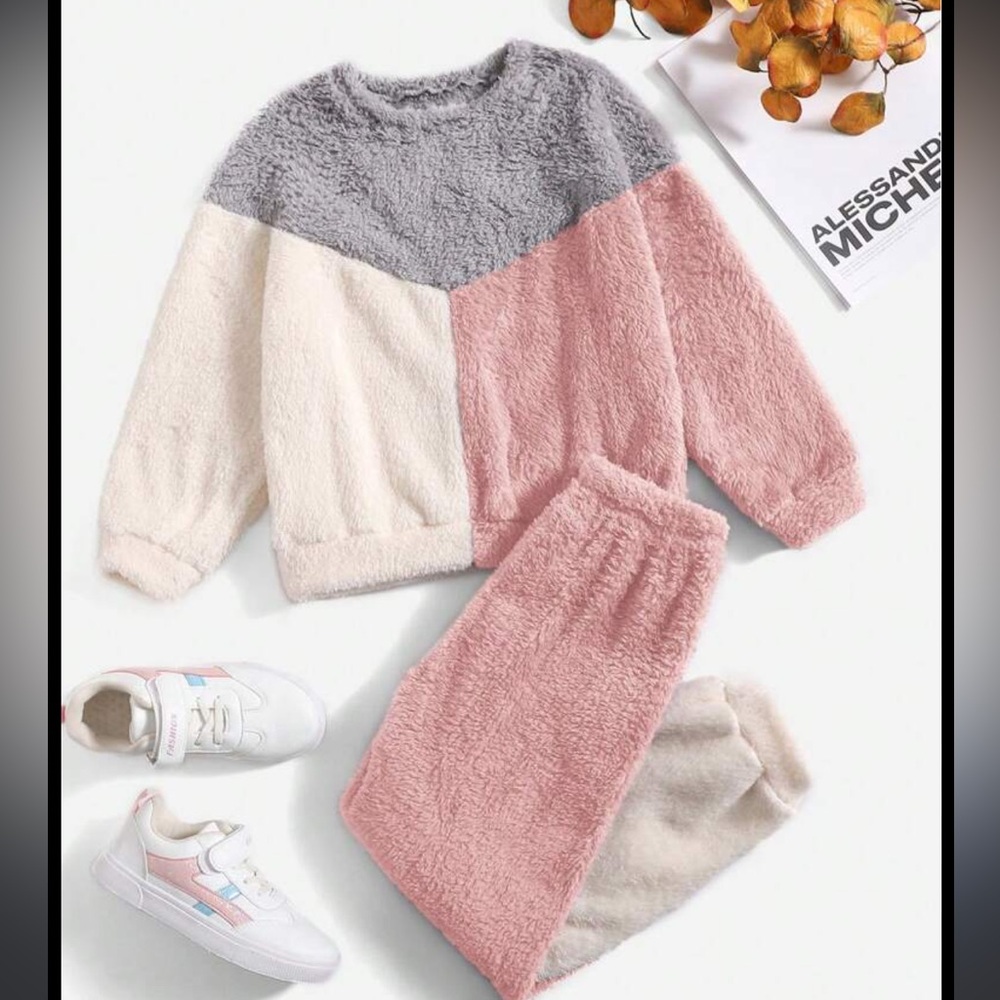 Girls matching set. Size 8